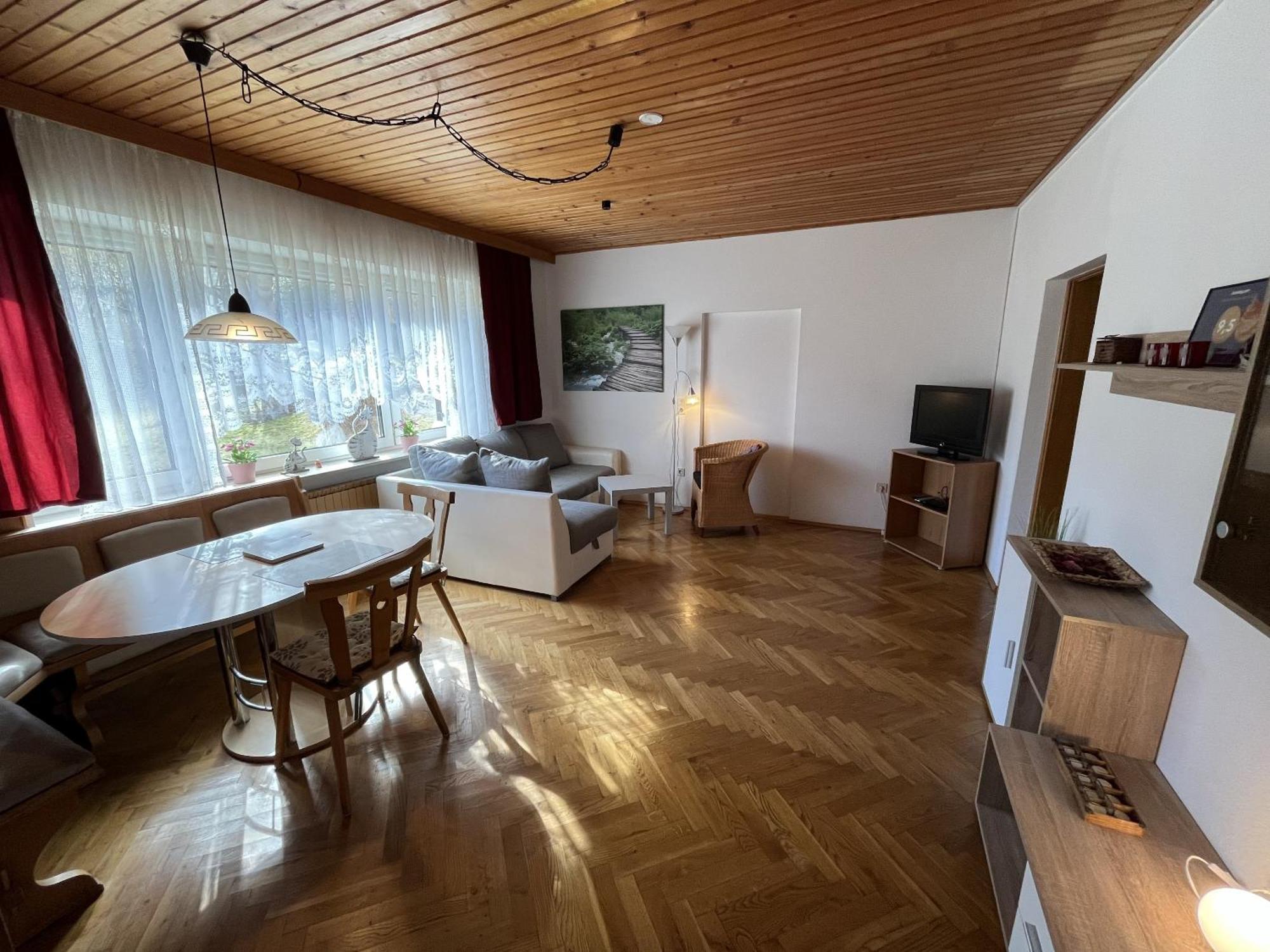 Apartments Am Kirchkogel "Laendliche Entspannung Im Herzen Der Steiermark" Pernegg an der Mur Rum bild